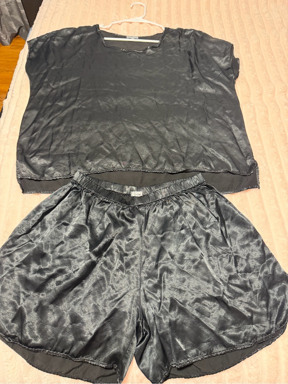 Satin Short Sleeve Top and Shorts Sleep Set - Black